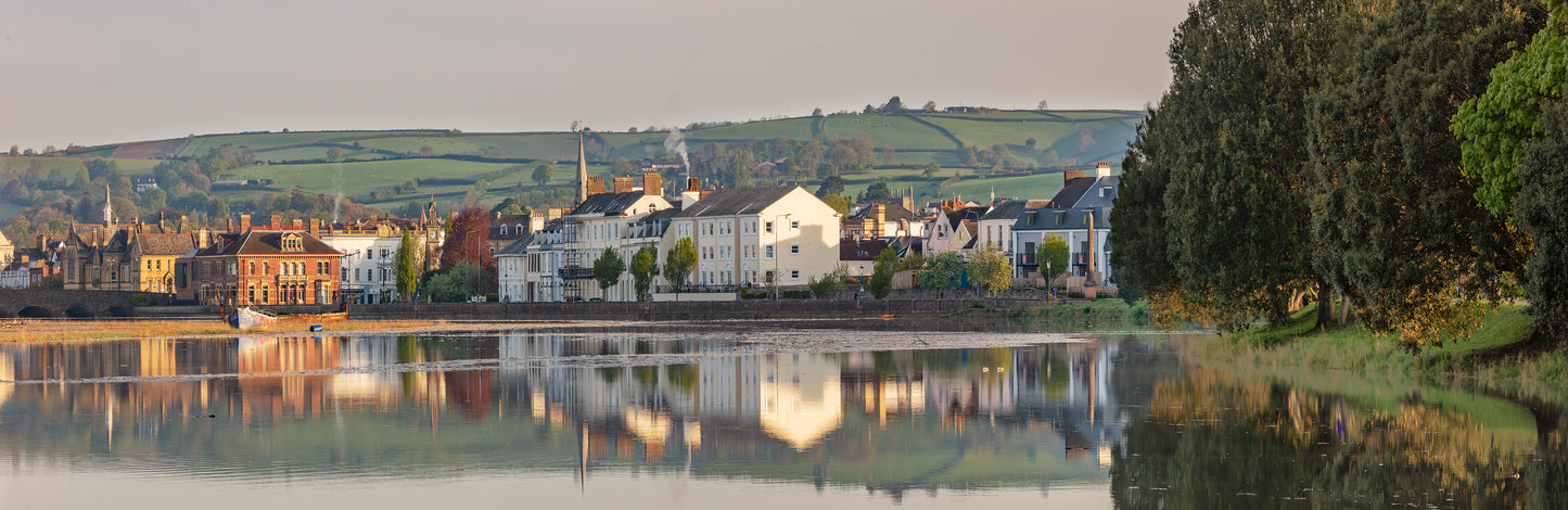 Barnstaple Hightide Panorama